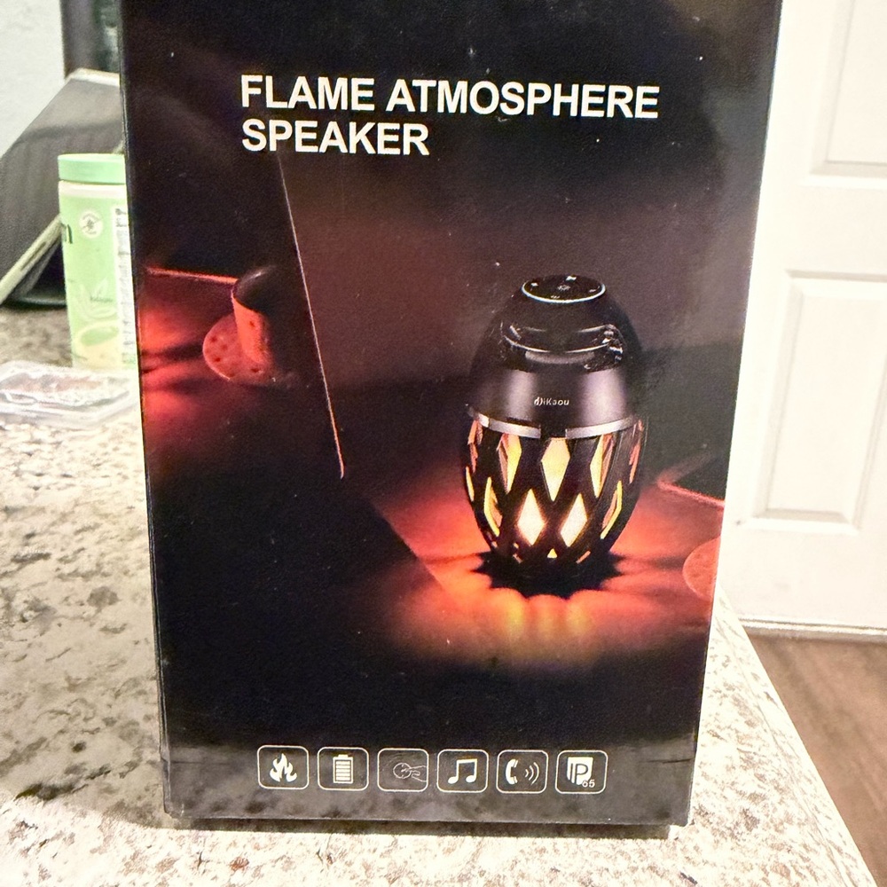 Led Flame Table lamp, Torch Atmosphere Bluetooth Speakers